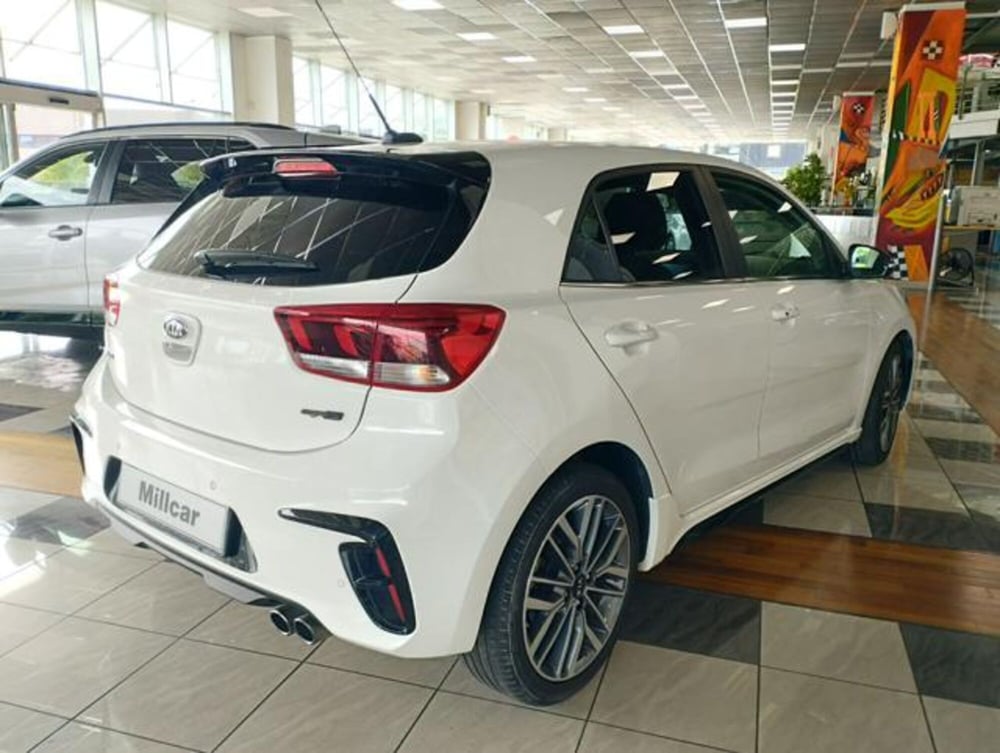 Kia Rio usata a Varese (8)