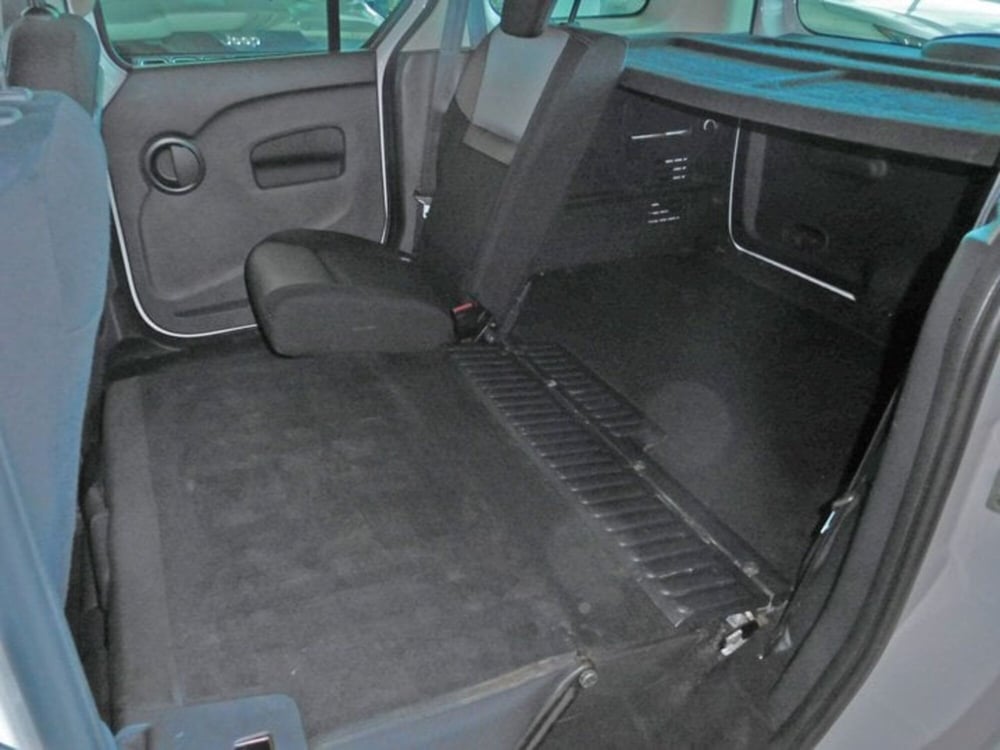 Renault Kangoo usata a Rimini (10)