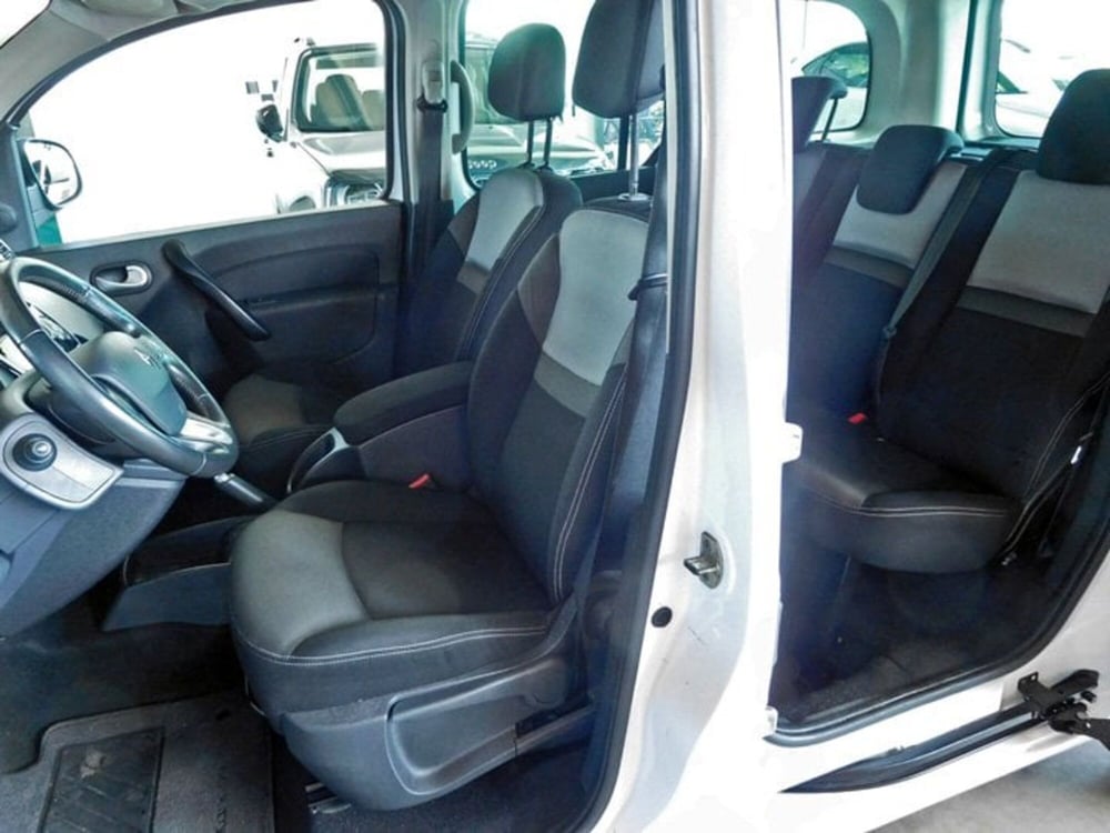 Renault Kangoo usata a Rimini (11)