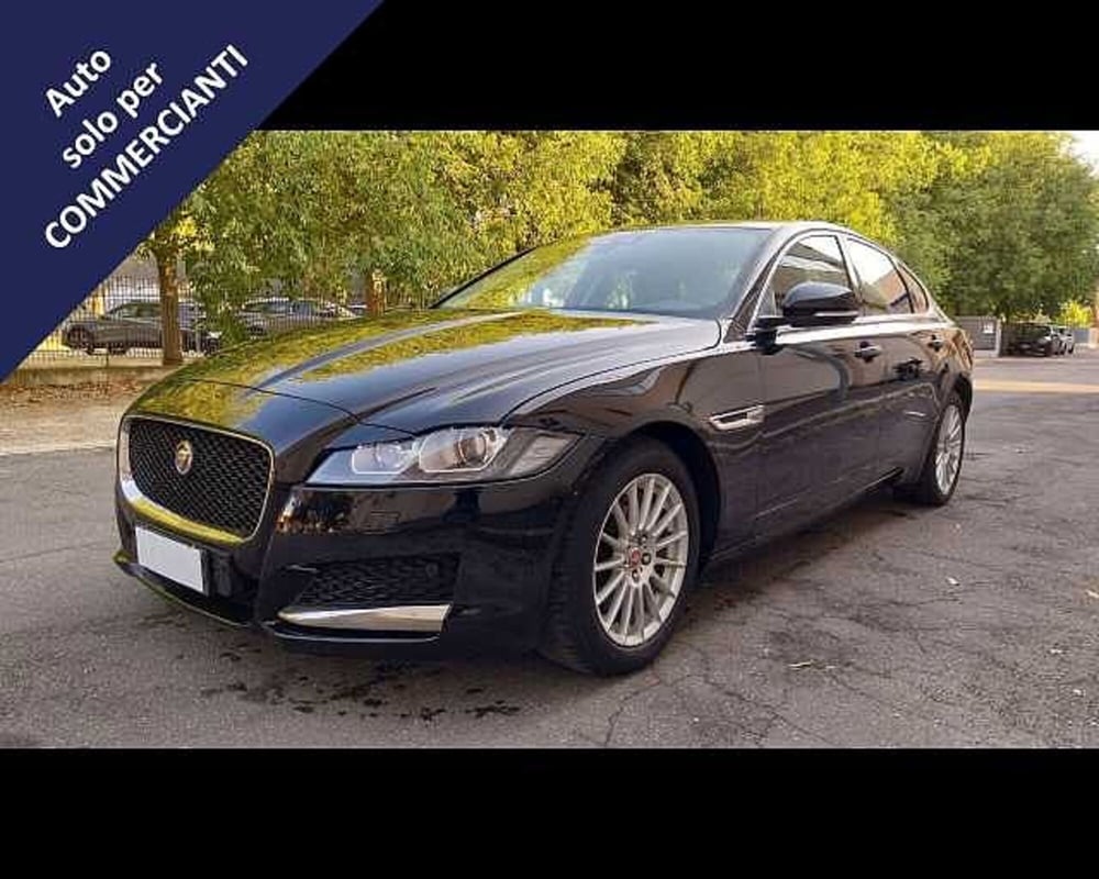 Jaguar XF usata a Ravenna