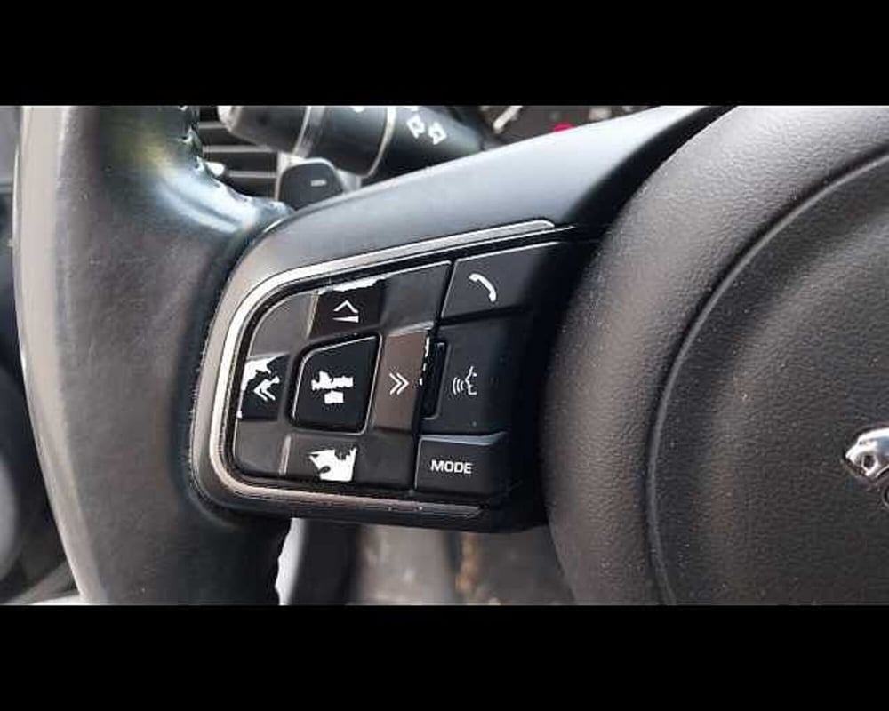Jaguar XF usata a Ravenna (12)