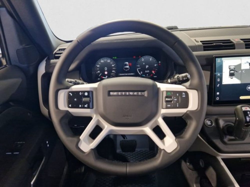 Land Rover Defender usata a Livorno (16)