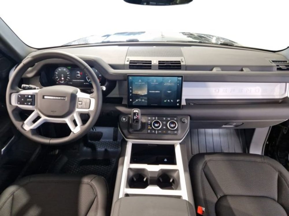 Land Rover Defender usata a Livorno (5)
