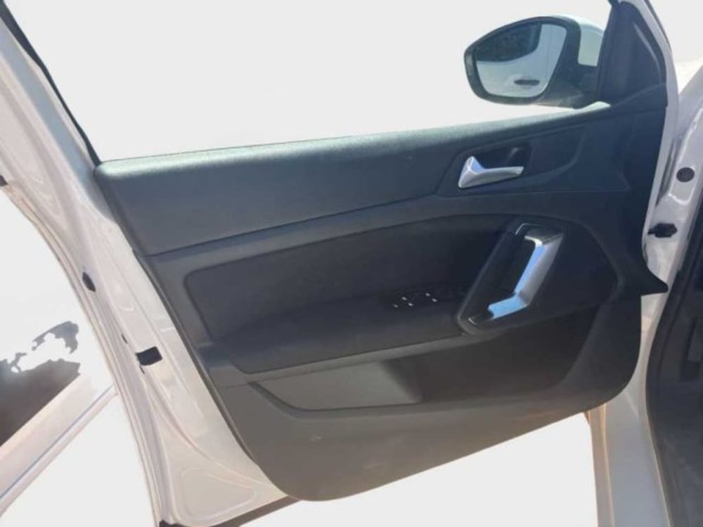 Peugeot 308 SW usata a Caltanissetta (8)