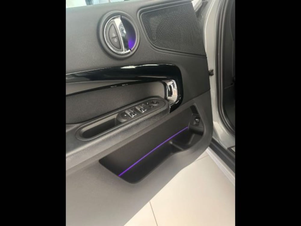 MINI Mini Countryman usata a Caltanissetta (11)