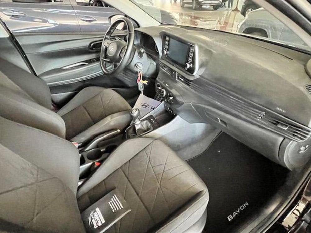 Hyundai Bayon usata a Verbano Cusio Ossola (11)