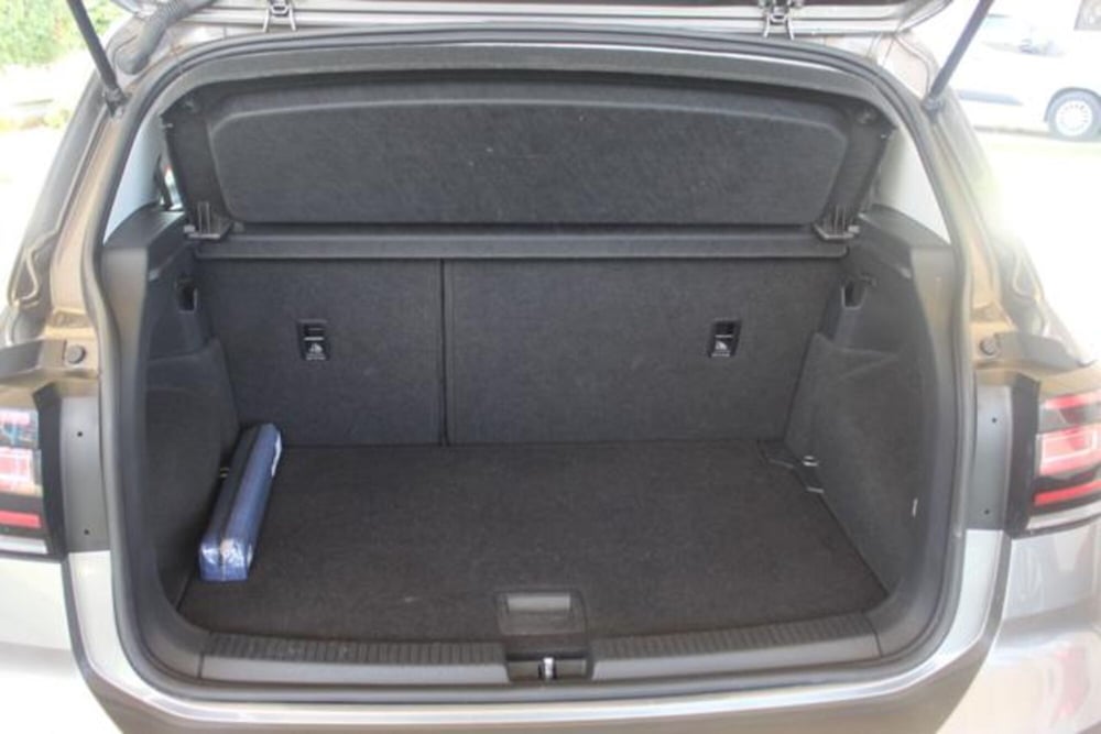 Volkswagen T-Cross usata a Roma (11)