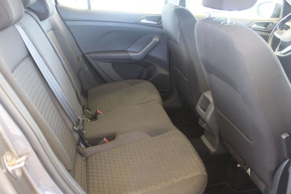 Volkswagen T-Cross usata a Roma (8)