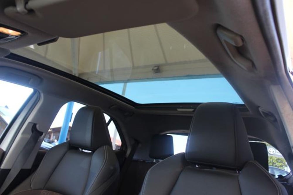 Toyota Yaris Cross usata a Roma (16)