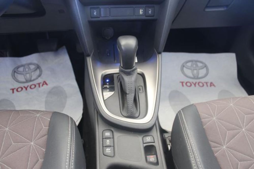 Toyota Yaris Cross usata a Roma (17)