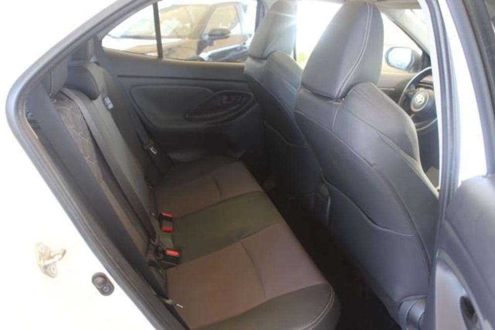 Toyota Yaris Cross usata a Roma (8)