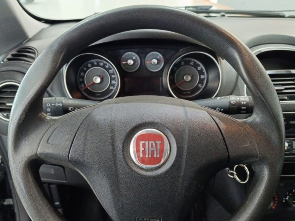 Fiat Punto usata a Catania (16)