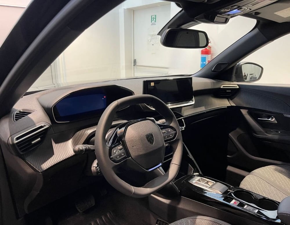 Peugeot 2008 nuova a Ferrara (11)
