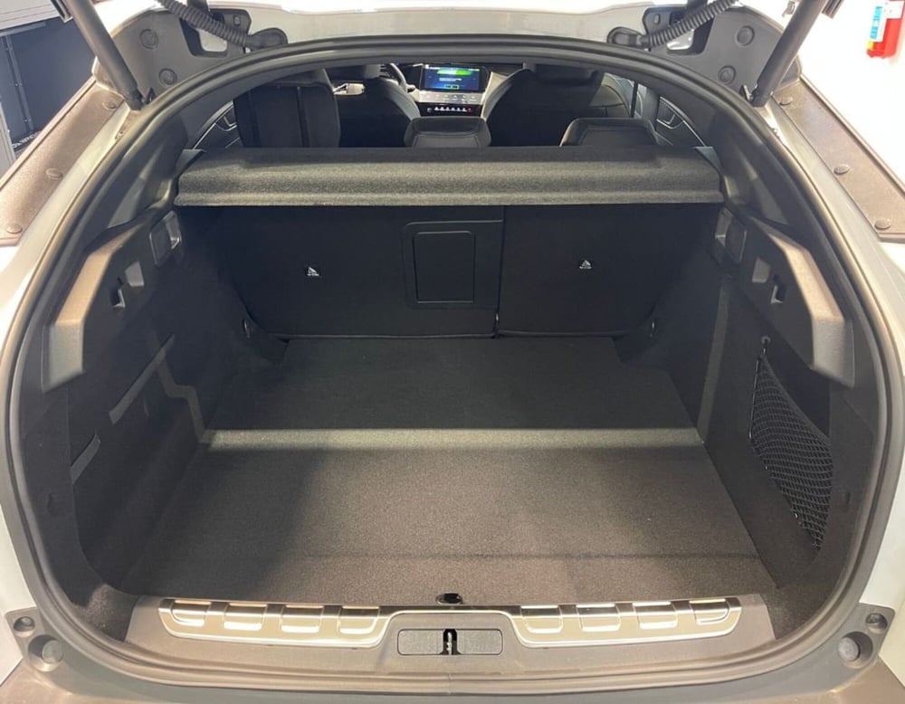 Peugeot 408 nuova a Ferrara (10)