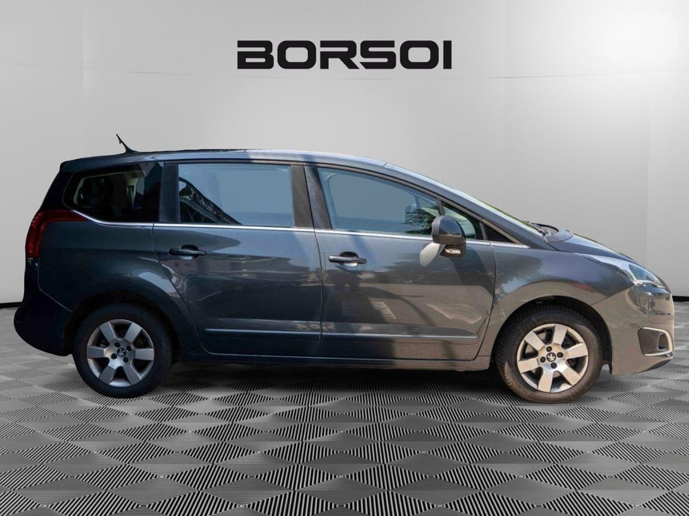 Peugeot 5008 usata a Treviso (6)