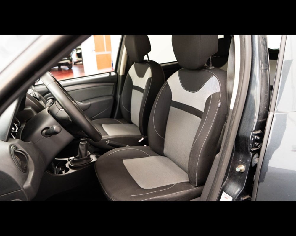 Dacia Duster usata a Treviso (12)