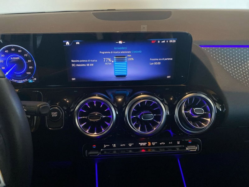 Mercedes-Benz EQA usata a Bergamo (12)