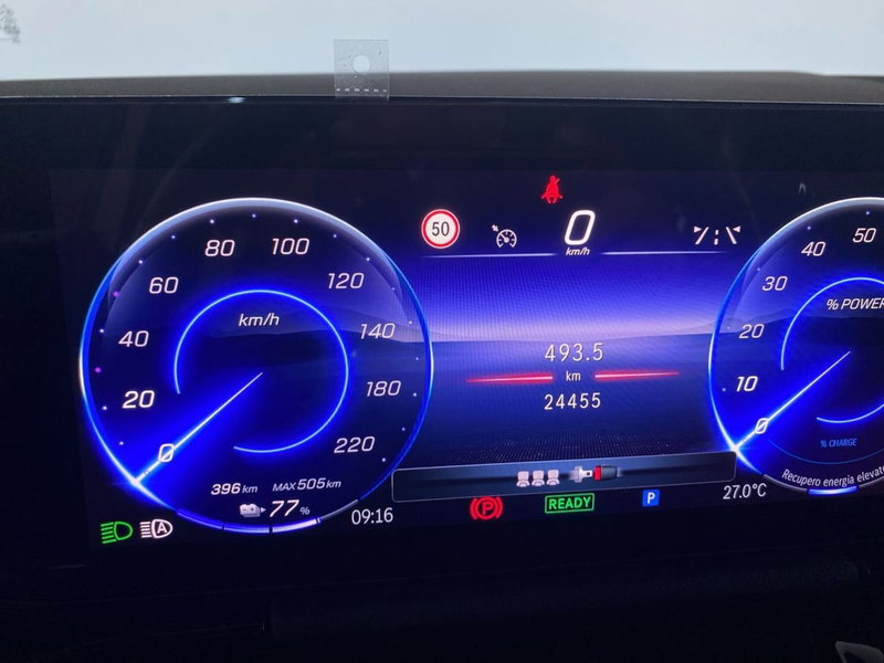 Mercedes-Benz EQA usata a Bergamo (13)