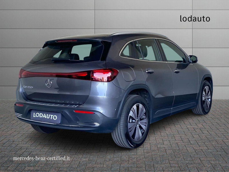 Mercedes-Benz EQA usata a Bergamo (2)