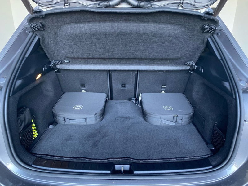 Mercedes-Benz EQA usata a Bergamo (8)