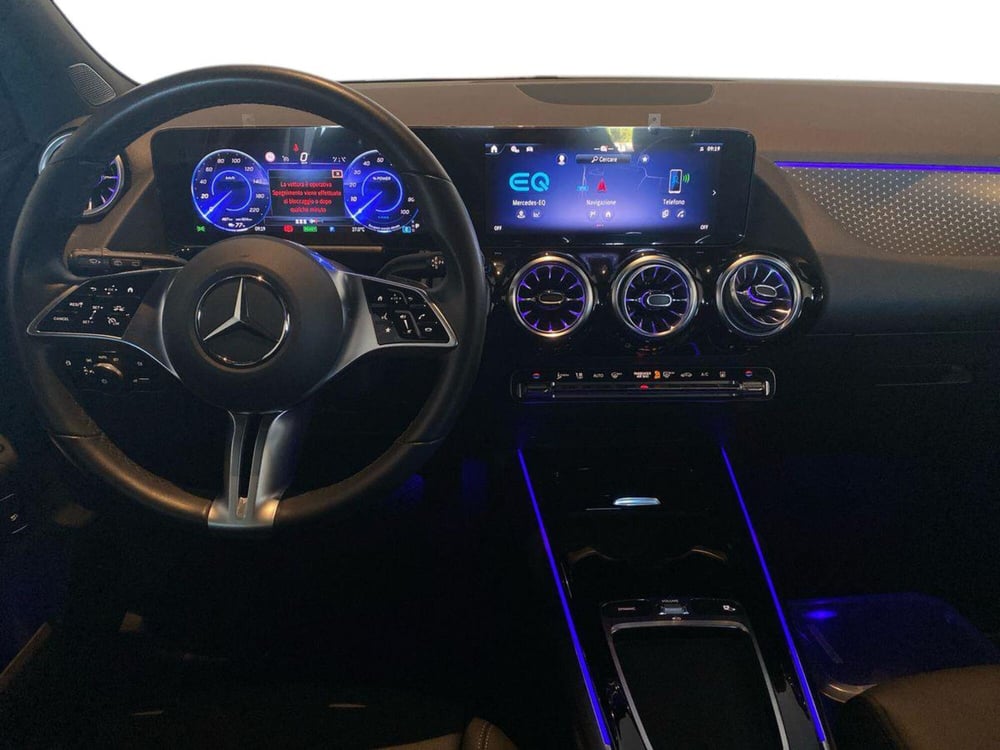 Mercedes-Benz EQA usata a Bergamo (9)