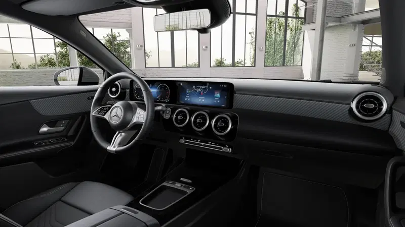 Mercedes-Benz Classe A nuova a Milano (7)
