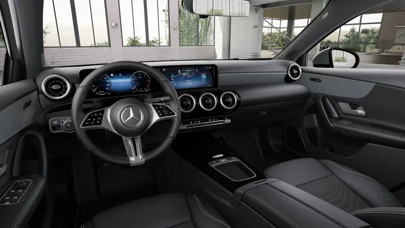 Mercedes-Benz Classe A nuova a Milano (8)