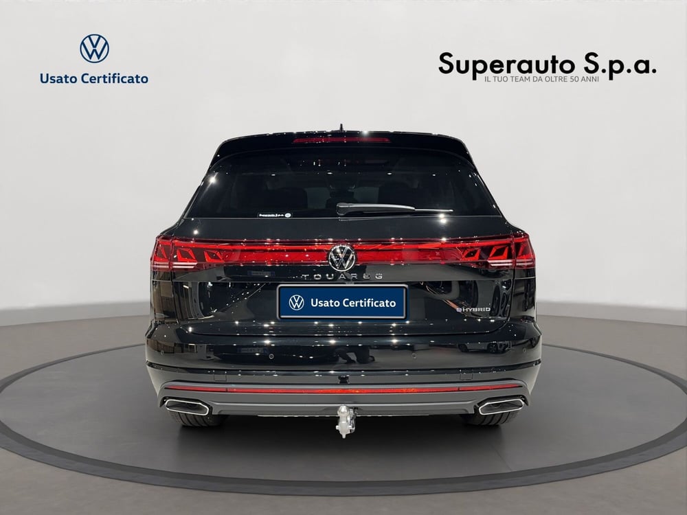 Volkswagen Touareg nuova a Padova (7)