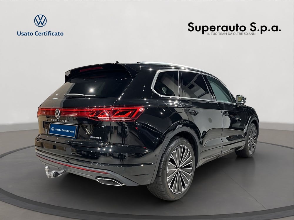 Volkswagen Touareg nuova a Padova (8)