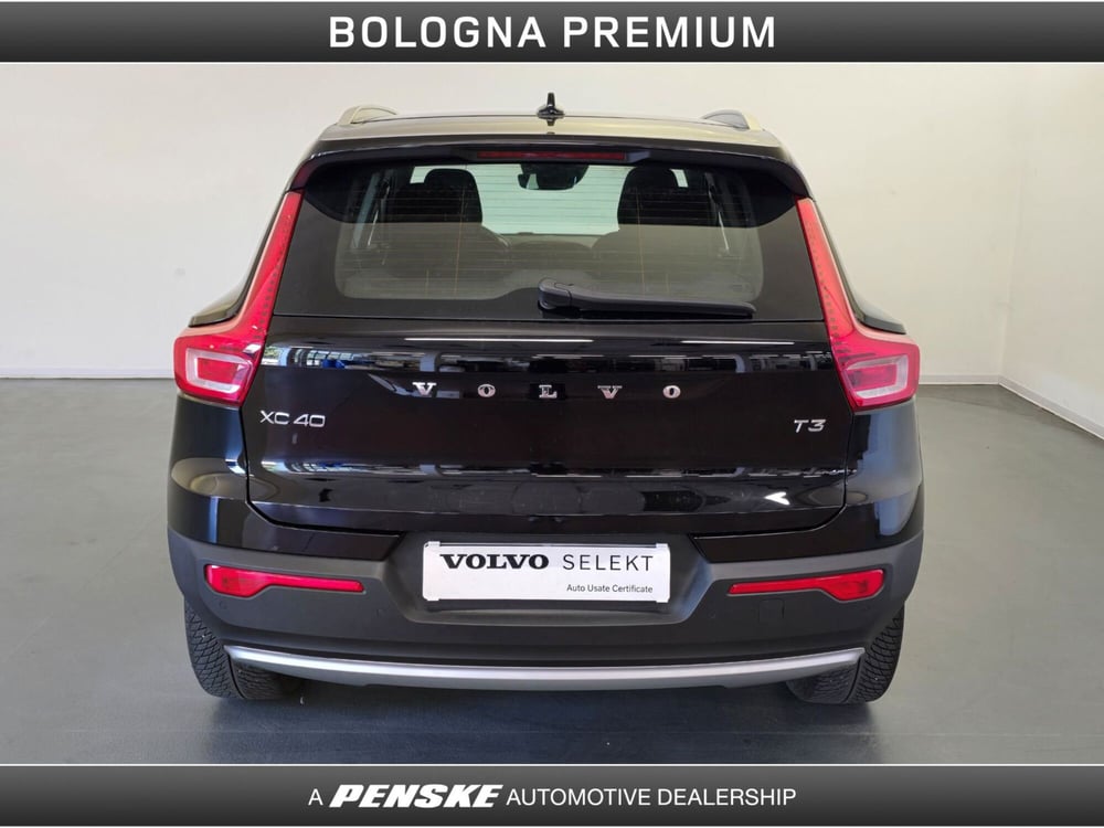 Volvo XC40 usata a Bologna (7)