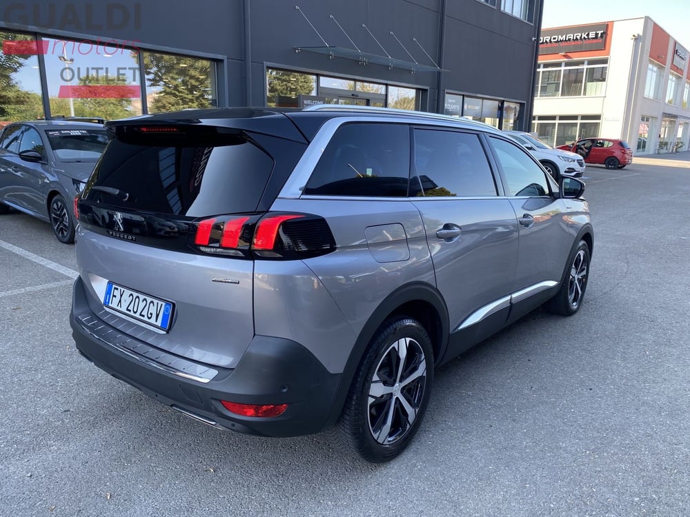 Peugeot 5008 usata a Modena (5)
