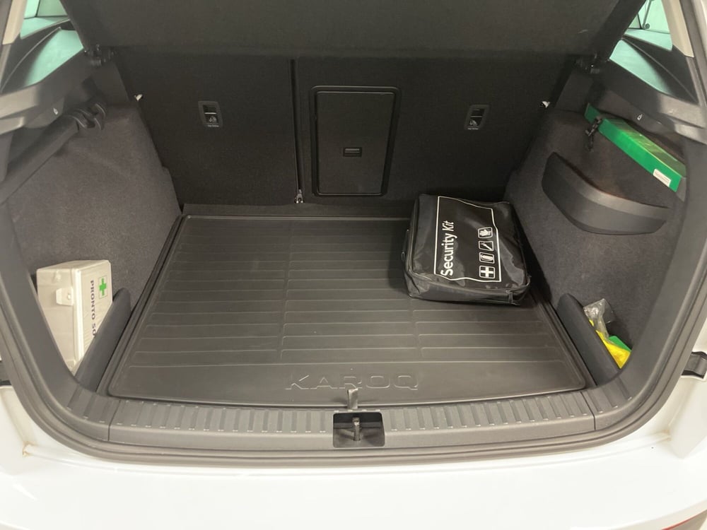 Skoda Karoq usata a Varese (12)