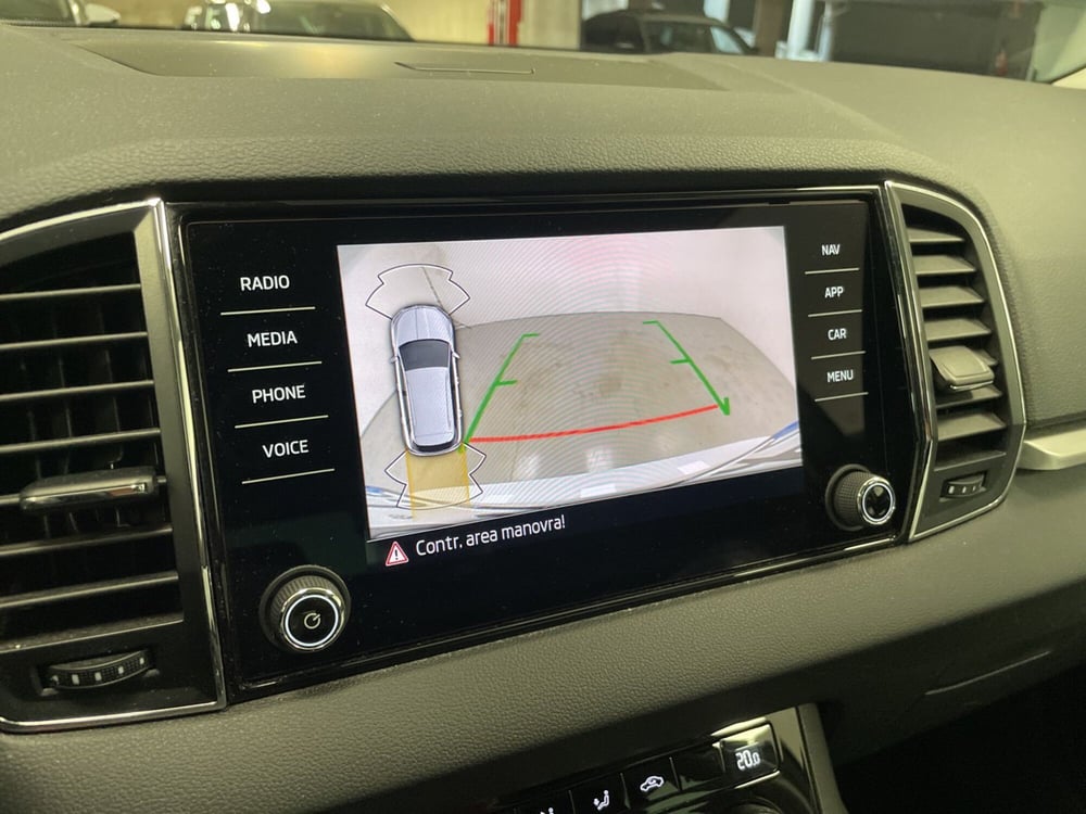 Skoda Karoq usata a Varese (9)