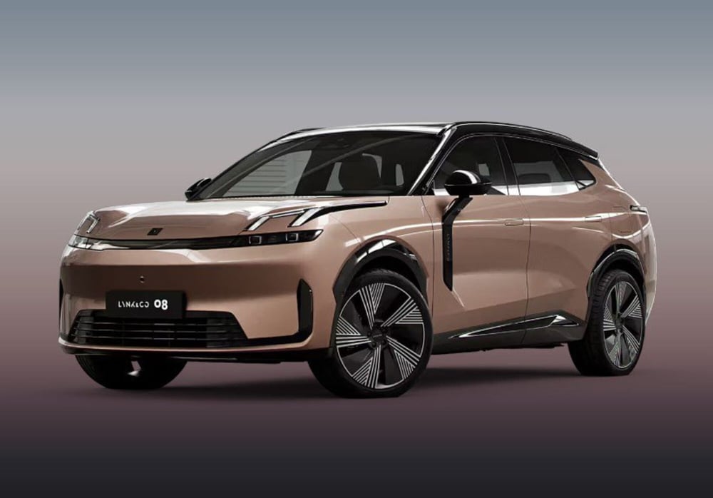 Lynk & Co 08 nuova a Pescara