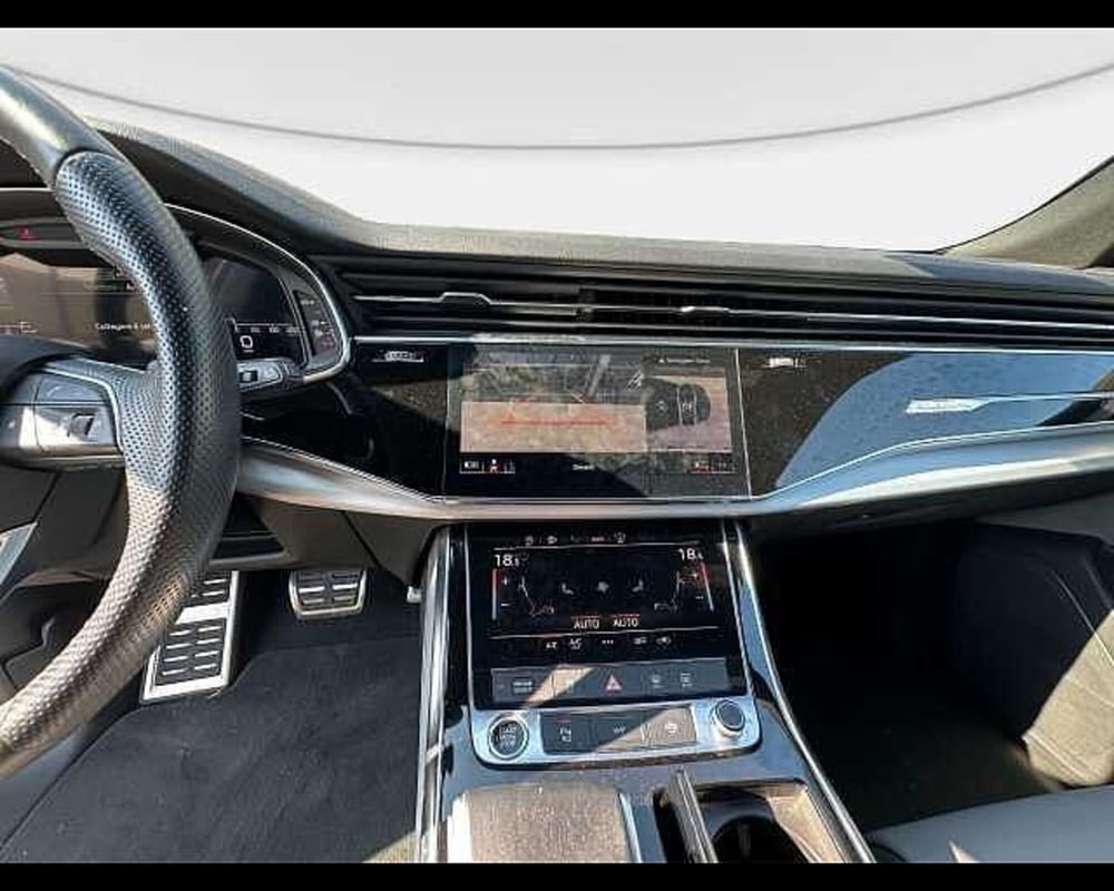 Audi Q8 usata a Roma (10)