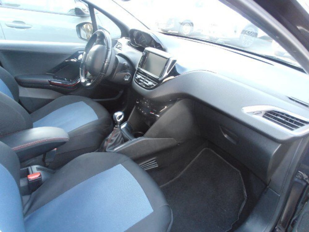 Peugeot 208 usata a Livorno (12)