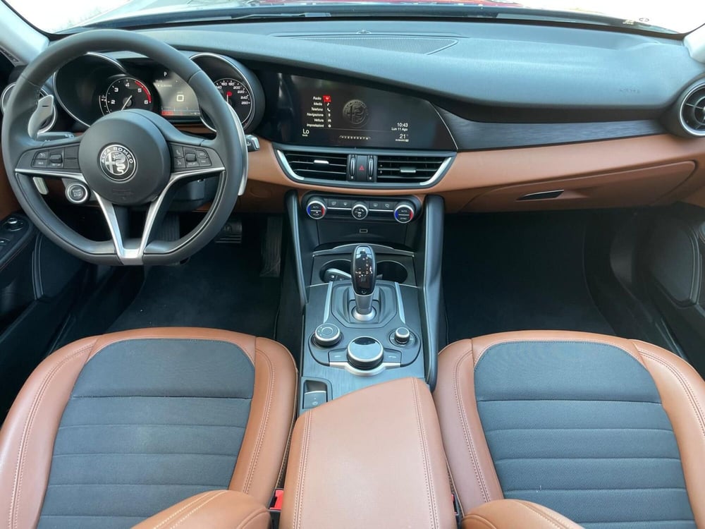 Alfa Romeo Giulia usata a Ancona (12)