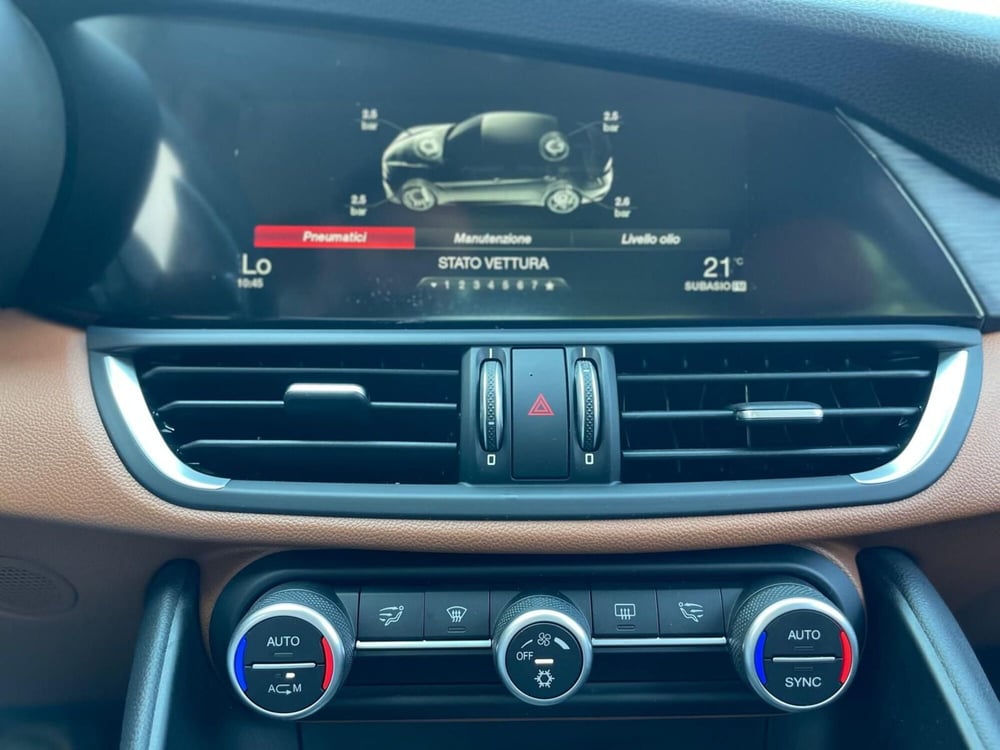 Alfa Romeo Giulia usata a Ancona (17)