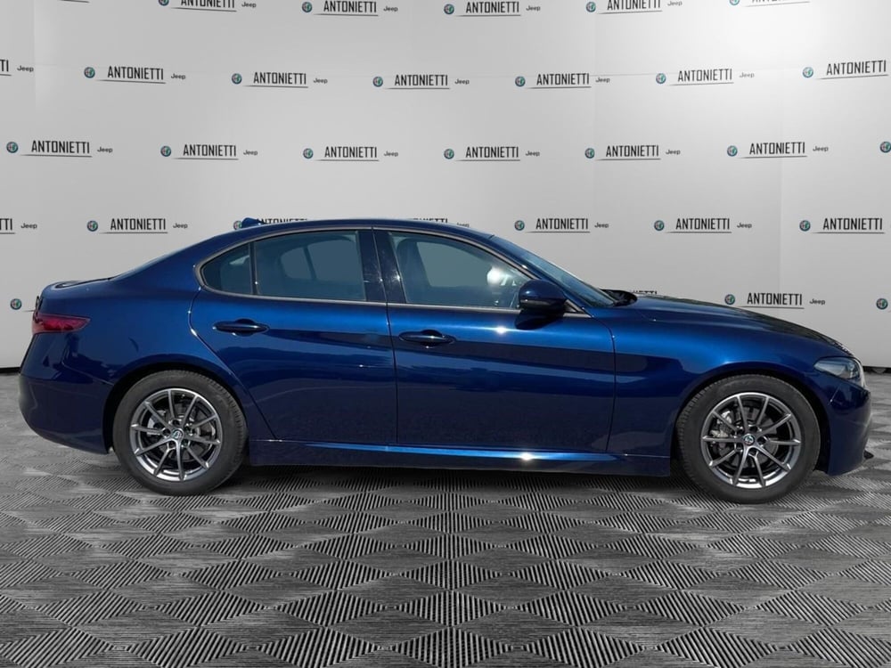 Alfa Romeo Giulia usata a Ancona (4)