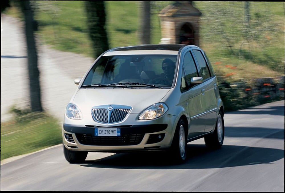 Lancia Musa usata a Cosenza (4)
