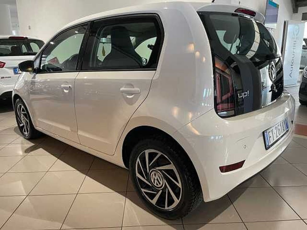 Volkswagen up! usata a Genova (3)