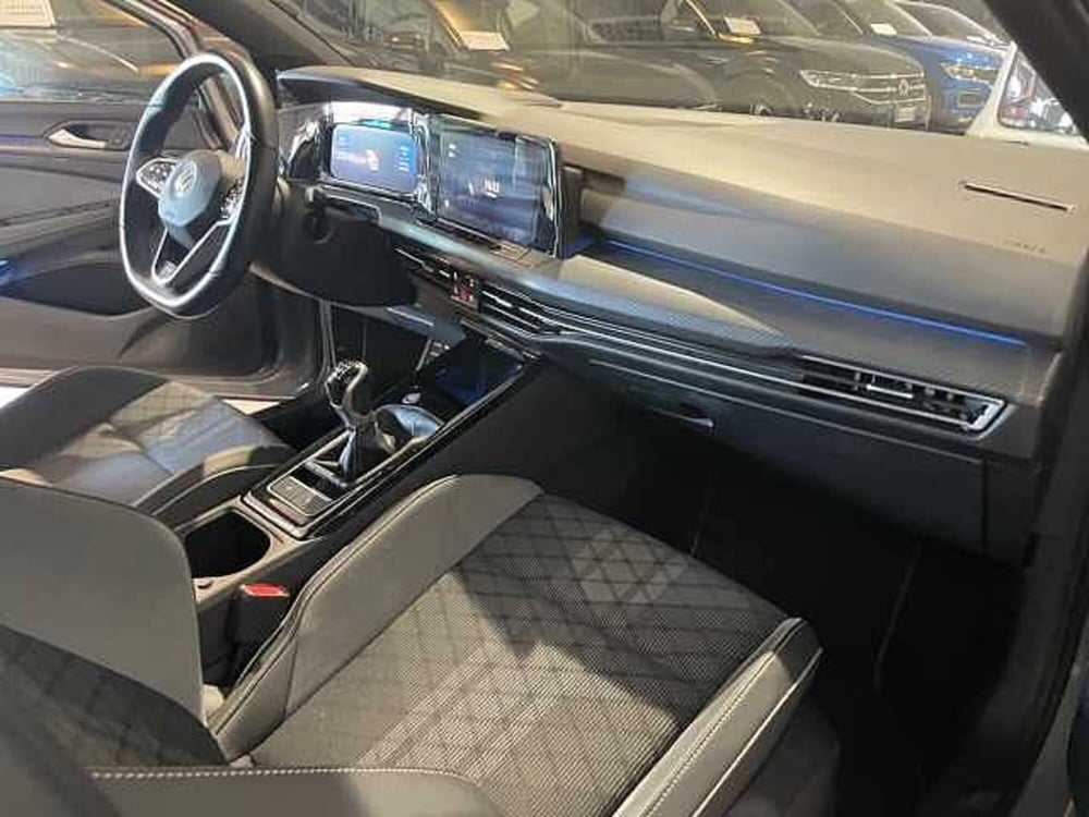 Volkswagen Golf Variant usata a Genova (11)