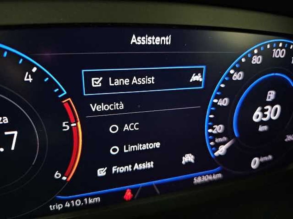 Volkswagen T-Roc usata a Lecco (18)
