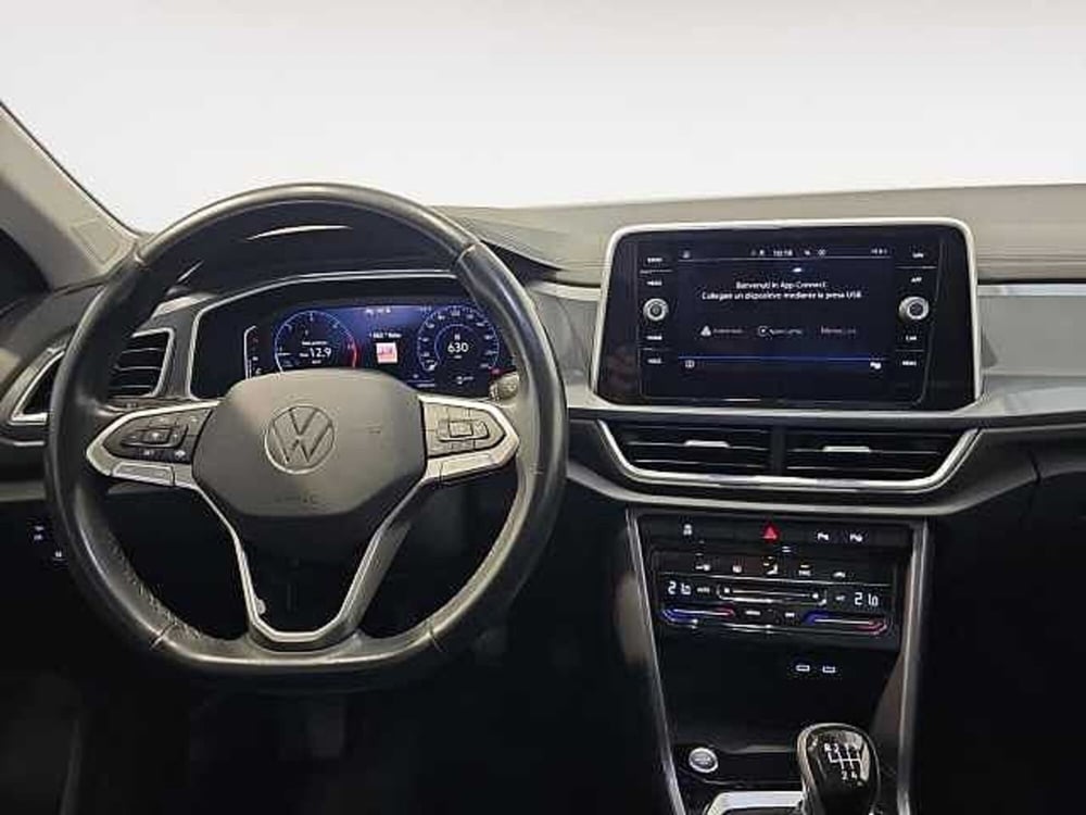 Volkswagen T-Roc usata a Lecco (9)