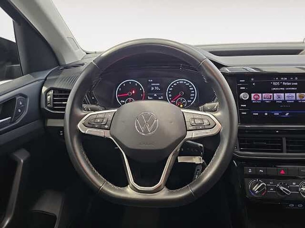 Volkswagen T-Cross usata a Lecco (11)