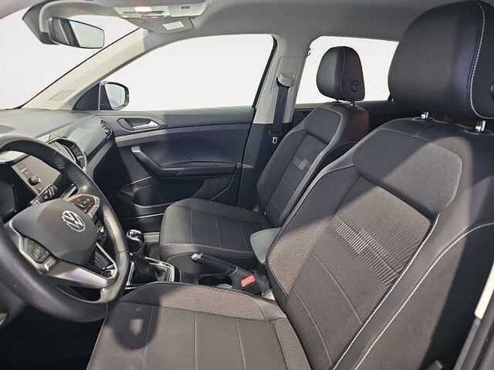 Volkswagen T-Cross usata a Lecco (12)