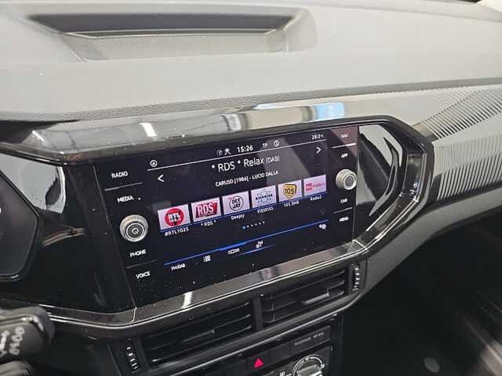 Volkswagen T-Cross usata a Lecco (16)