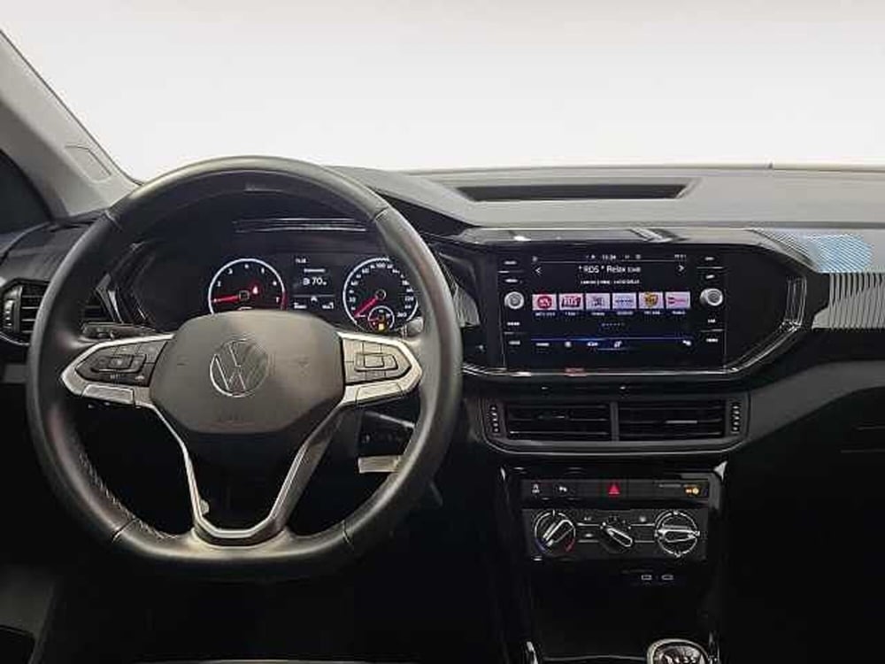 Volkswagen T-Cross usata a Lecco (9)