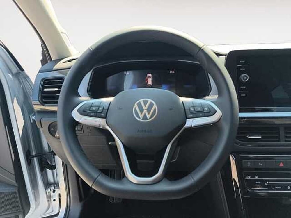 Volkswagen T-Cross nuova a Lecco (11)