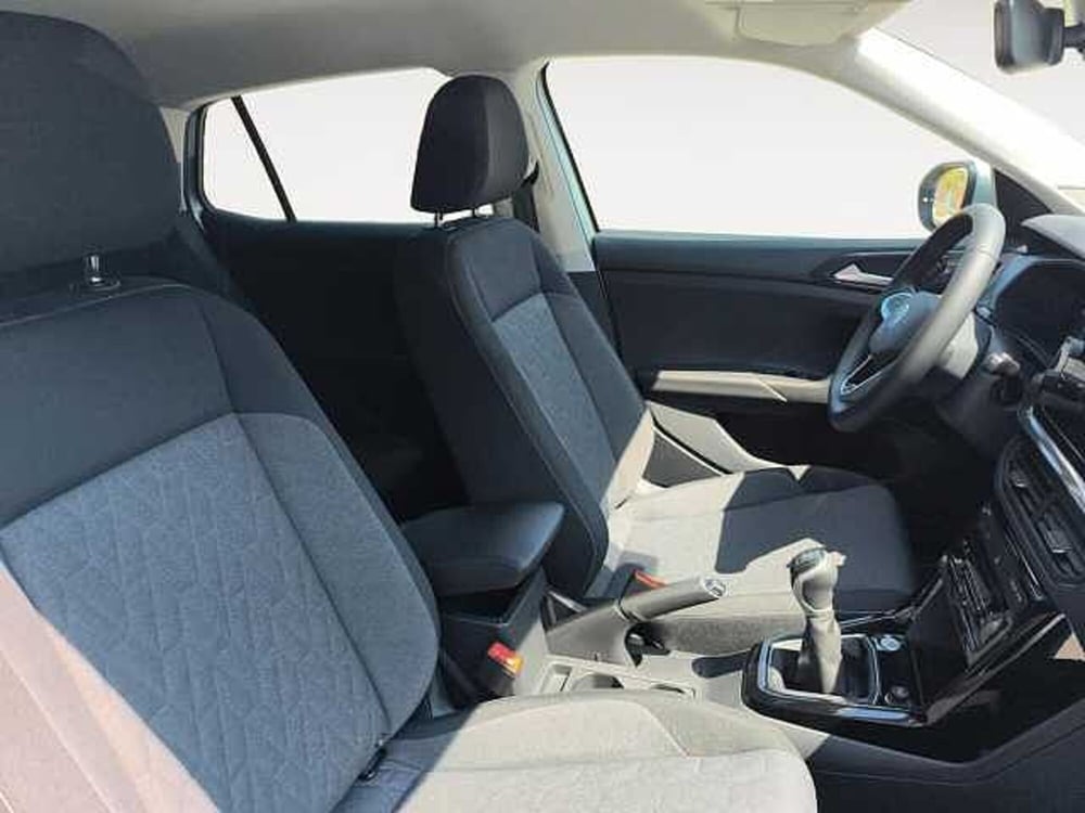 Volkswagen T-Cross nuova a Lecco (14)